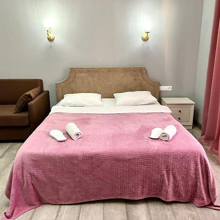 Hotel In Sukhum Soukhoumi Extérieur photo