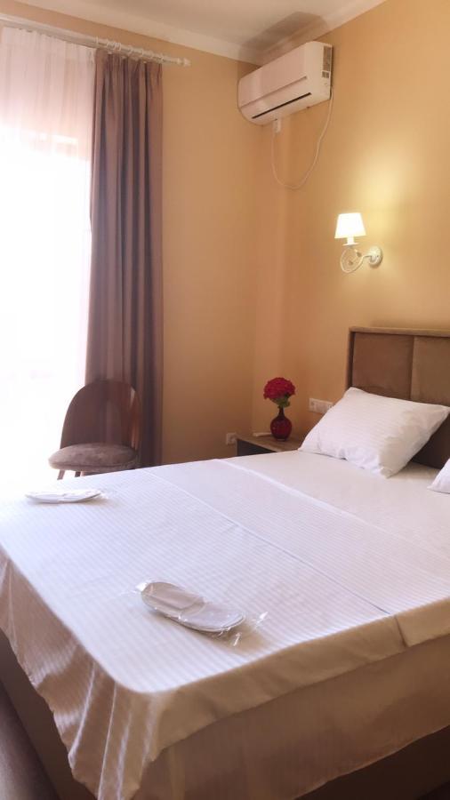Hotel In Sukhum Soukhoumi Extérieur photo